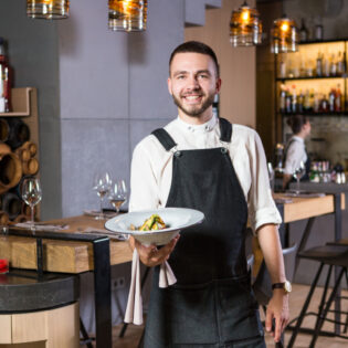 Praca w Szwecji kelner kelnerka