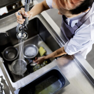 Praca Zmywak za granicą